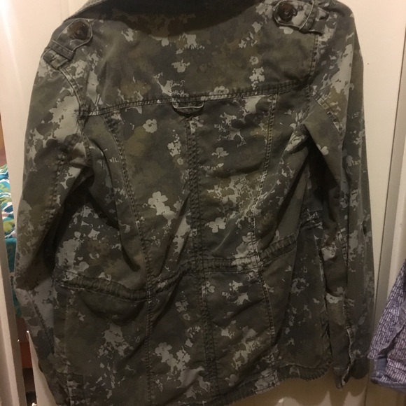 Army jacket - Picture 2 of 2